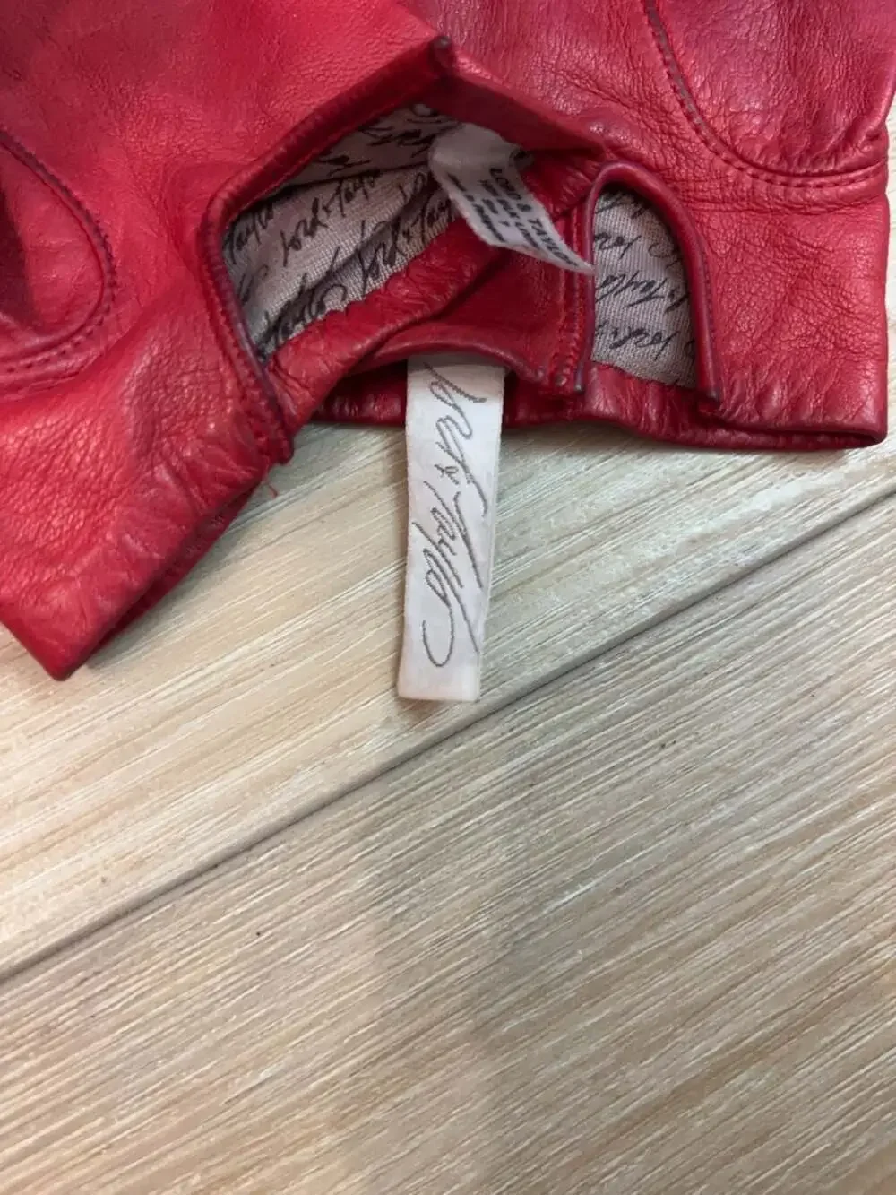 Lord & Taylor Women's Red Leather Silk Lined Gloves Size 7